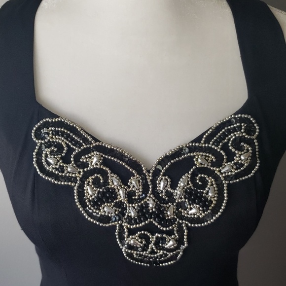 The LBD (Little Black Dress) - Picture 5 of 8